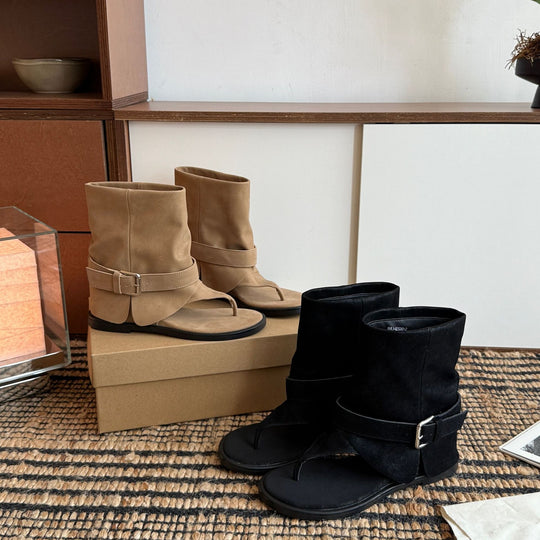Damen Zehentrenner-Stiefel mit modischem Riemendesign und hochwertiger Veloursleder-Oberfläche EB