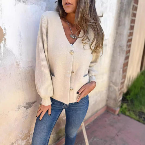 Damen Modische Strickjacke mit Knopfdetails und Taschen EB