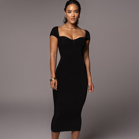 Damen Figurnahes Midi-Kleid mit schulterfreiem Design und eleganten Raffungseffekten EB
