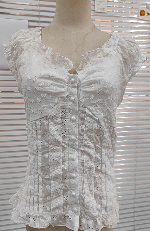 Damenbluse mit romantischem Rüschendesign und dekorativen Knopfdetails EB