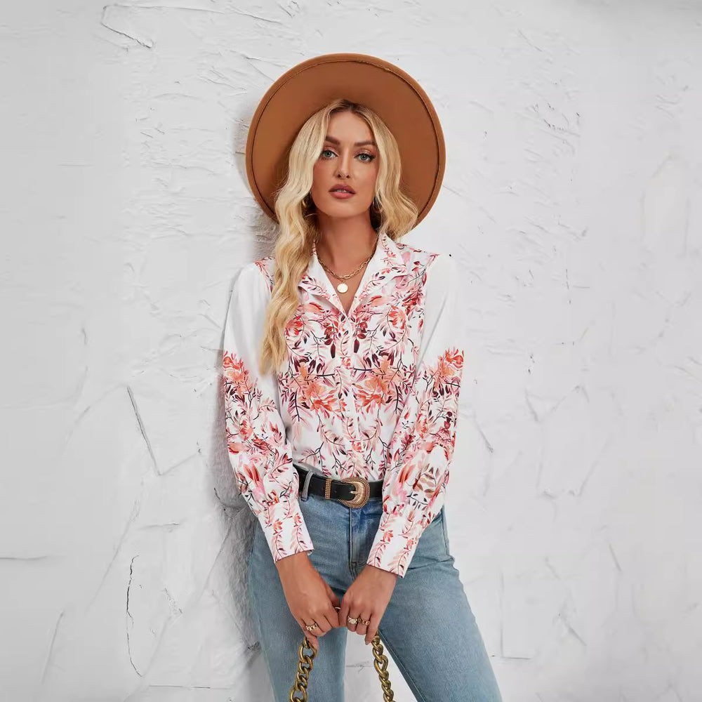 Damen Bluse mit floralen Akzenten und elegantem Knopfleisten-Design EB
