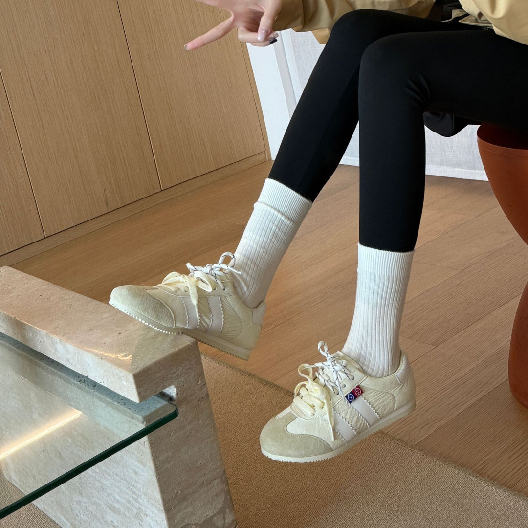 Damen Sportliche Sneaker mit innovativem Design und atmungsaktiver Obermaterialstruktur EB