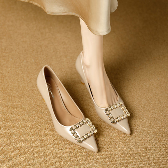 Damen elegante spitze Pumps mit dekorativem Schmuckelement EB