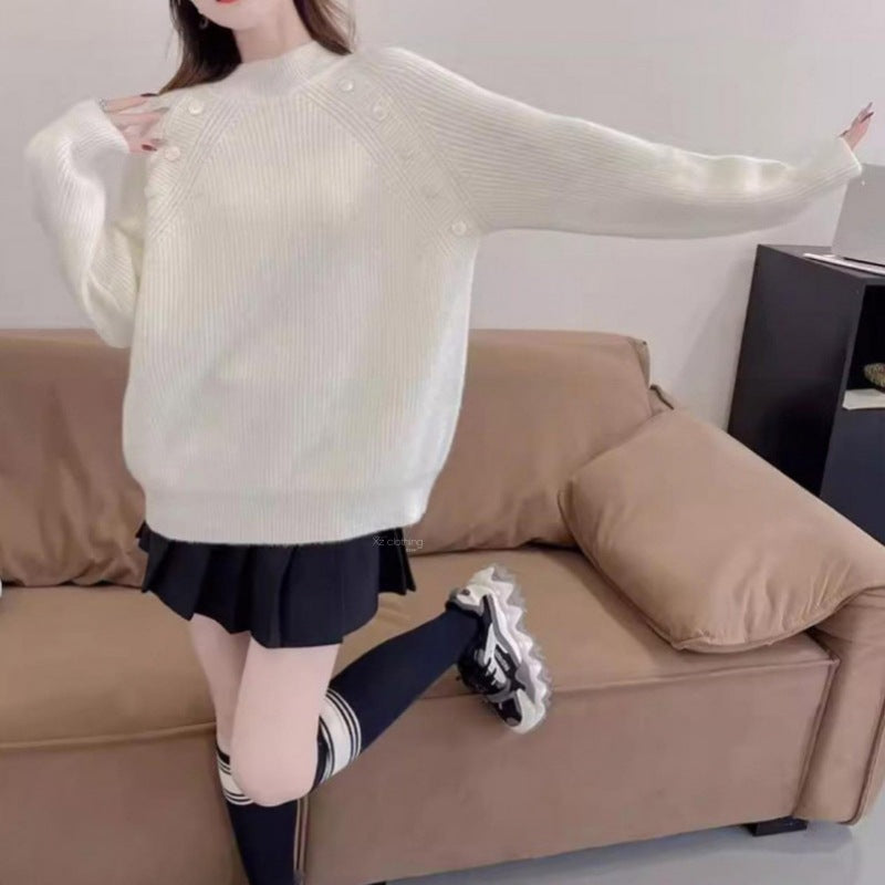 Damen Grobstrickpullover mit modernem Stehkragen und Knopfdetails EB