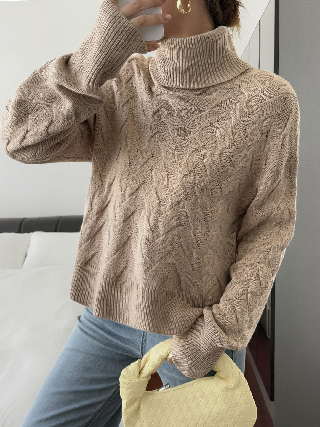 Damen nan grobstrick Rollkragenpullover mit Zopfstruktur, oversized Schnitt und längeren Ärmeln EB