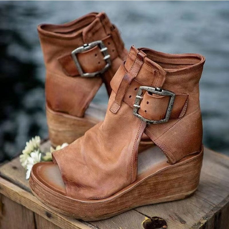 Damen Wedge-Stiefel mit modischem Buckle-Design EB