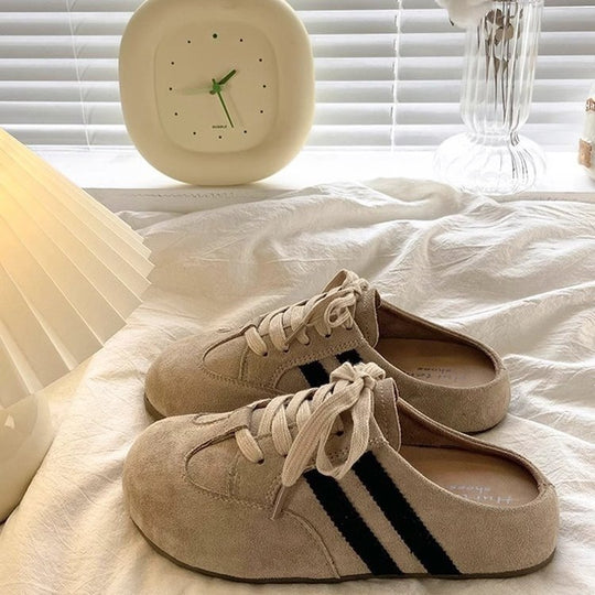 Damen Sneaker mit lässigem Schnürdesign und hochwertigem Wildleder EB