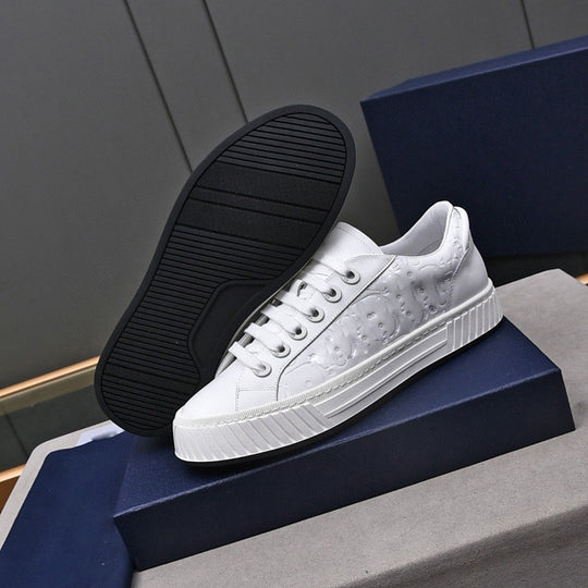 Damen Sneakers mit strukturiertem Obermaterial und rutschfester Laufsohle EB