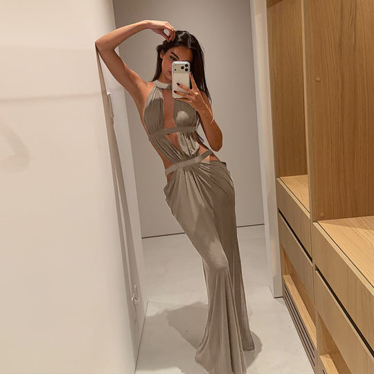 Damen Maxi-Kleid mit raffiniertem Cut-Out-Design und asymmetrischem Saum EB