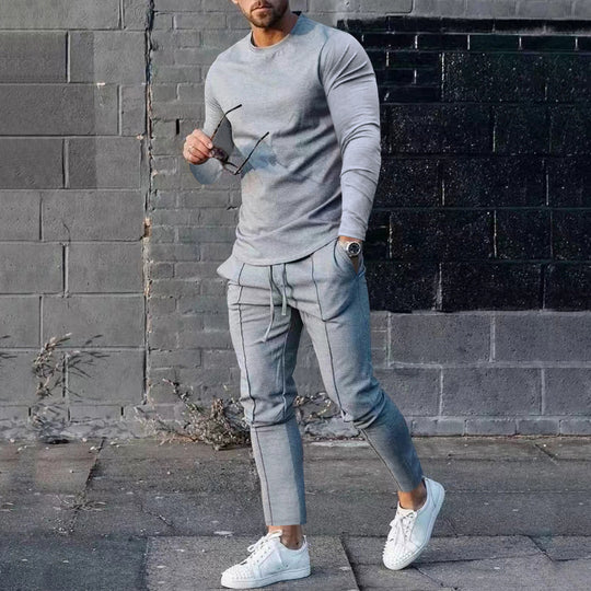 Herren nan eng anliegendes Langarmshirt aus Baumwollstretch mit Rundhalsausschnitt und körperbetonter Passform EB