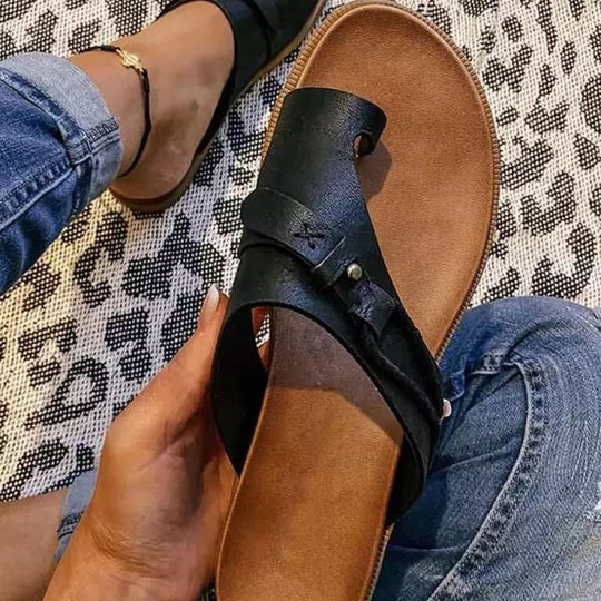 Damen Sandalen mit breiten Riemen und ergonomischem Fußbett EB