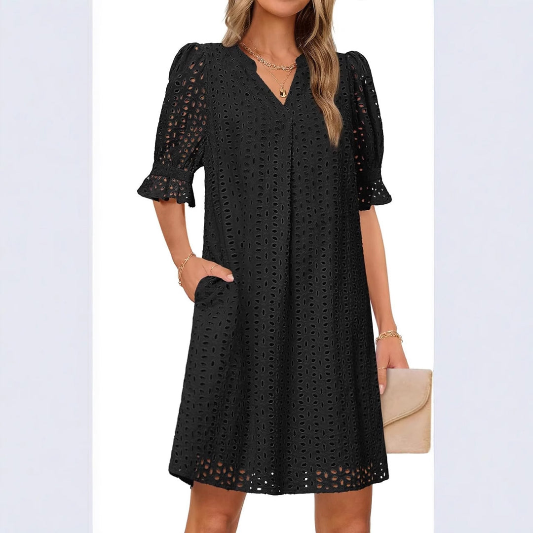 Damen luftiges Blumenkleid mit eleganten Lochdetails EB