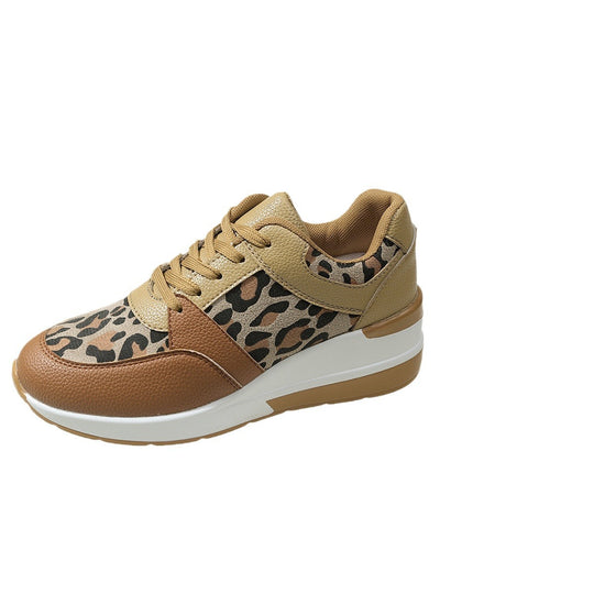 Damen Sneakers im modernen Leoprint-Design mit komfortabler Sohle EB