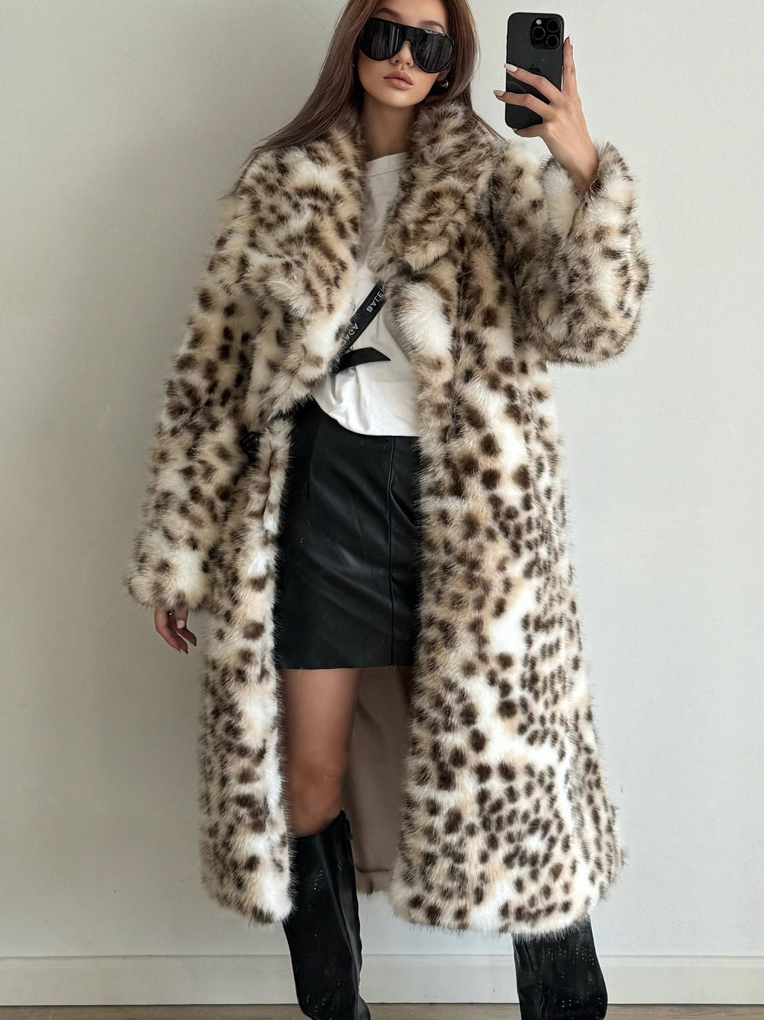 Damen Eleganter Kunstfellmantel mit animalischem Muster EB