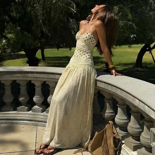 Damen Maxikleid mit verspielten Polka-Dots und schickem Halterdesign EB