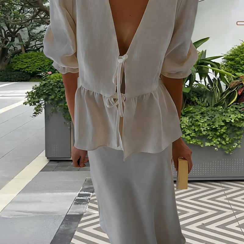 Damen Elegante Bluse mit tiefem V-Ausschnitt und Rüschen EB