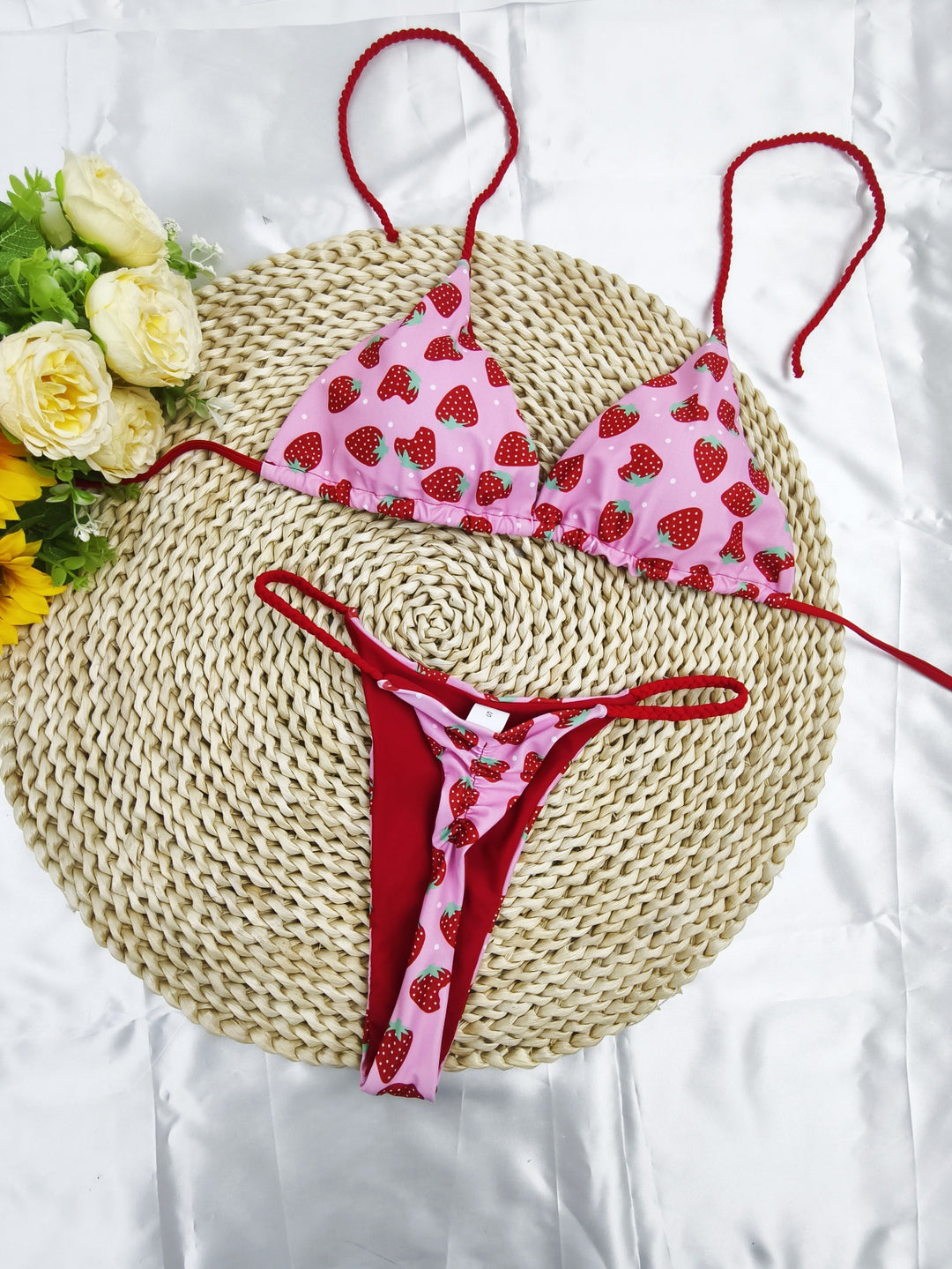 Damen Triangel-Bikini-Set mit fröhlichem Kirschmuster und verstellbaren Trägern EB
