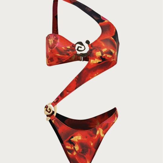 Damen Triangel-Bikini mit raffiniertem Schnitt und goldenen Akzenten EB