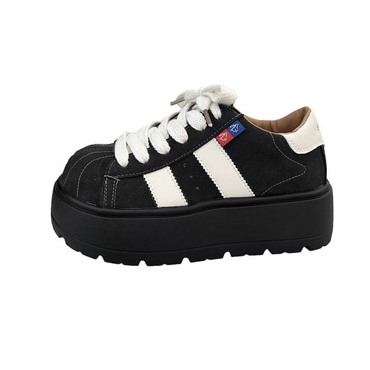Damen Sportliche Sneaker mit robustem Wildleder-Obermaterial und stylisher Plateausohle EB
