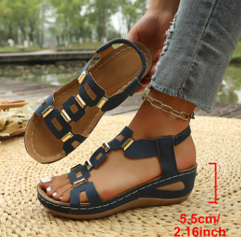 Damen modische Sandalen mit dekorativem Riemendesign und elegantem Schmuckdetail EB