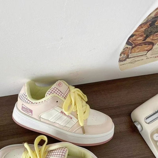 Damen Sportliche Sneakers mit einzigartigem Design und atmungsaktivem Obermaterial EB