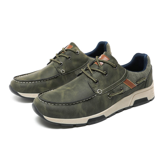 Herren nan Mokassin-inspirierter City-Sneaker mit profiliertem Gummisohlenprofil und gepolstertem Fersenkragen EB