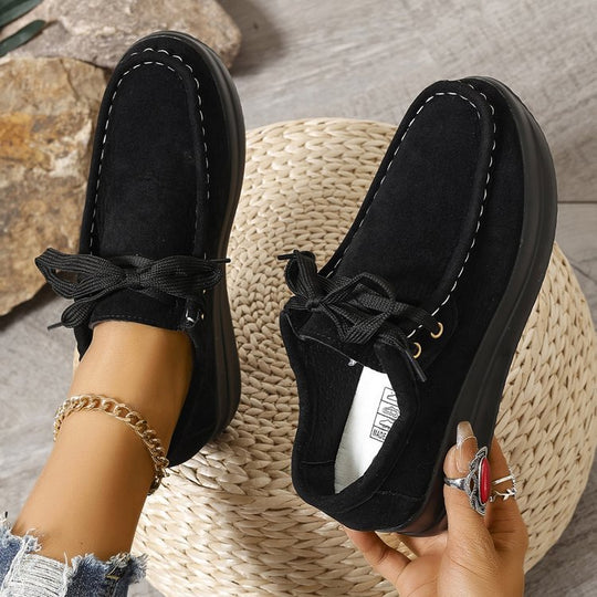 Damen Keilsneaker im Mokassinstil mit Veloursoptik und gepolsterter Komfortsohle EB