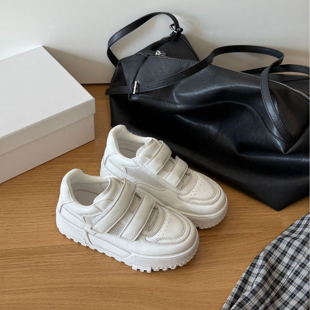 Damen Sportliche Sneaker mit doppeltem Klettverschluss und verstärkter Sohle EB