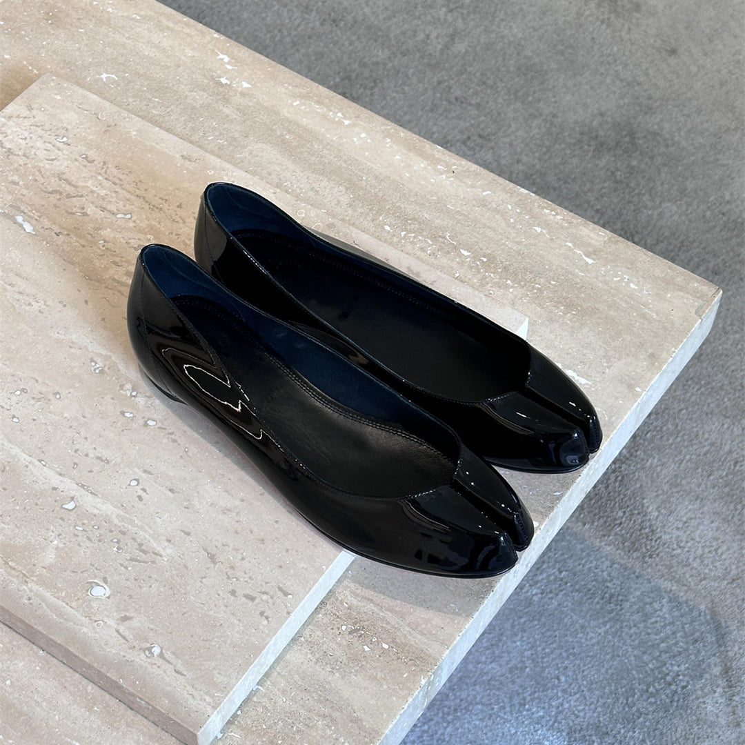 Damen Ballerinas mit elegantem Hochglanz und komfortablem Riemen EB