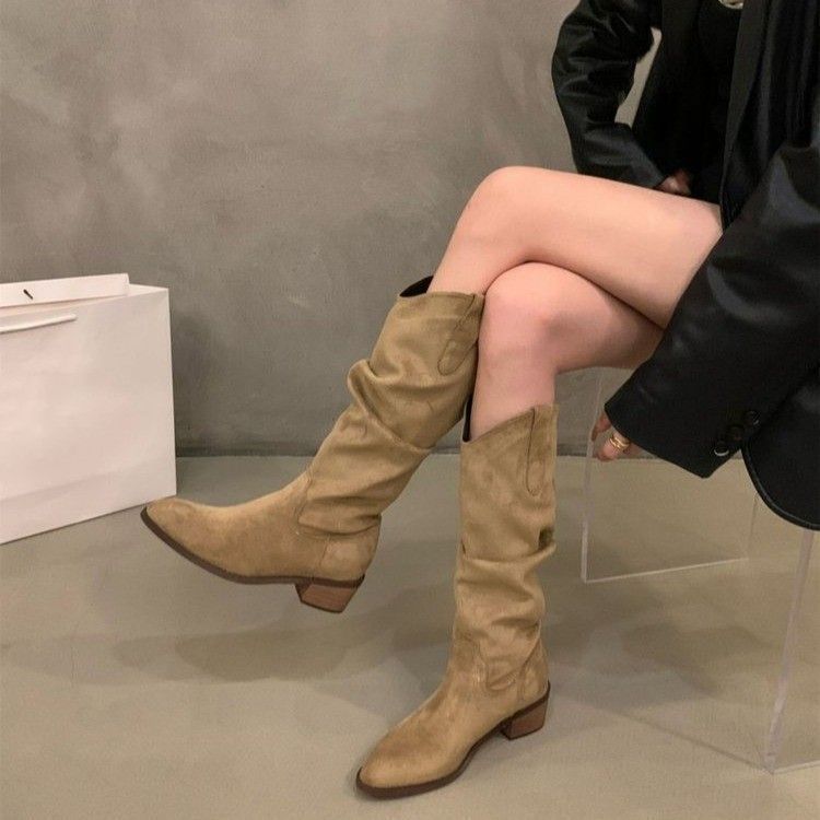 Damen Hohe Wildleder-Stiefel mit elegantem Design EB