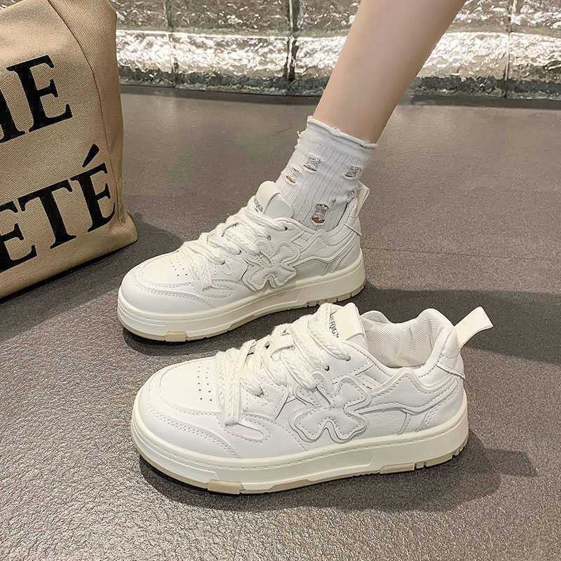 Damen Sneakers im modernen Floral-Design EB