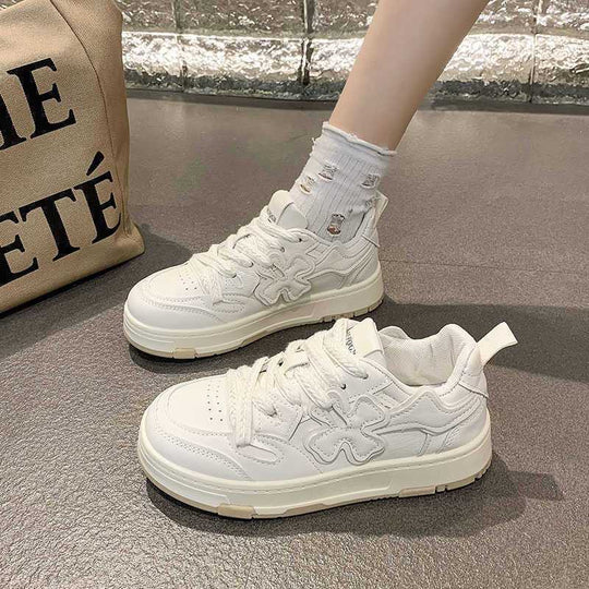 Damen Sneakers im modernen Floral-Design EB