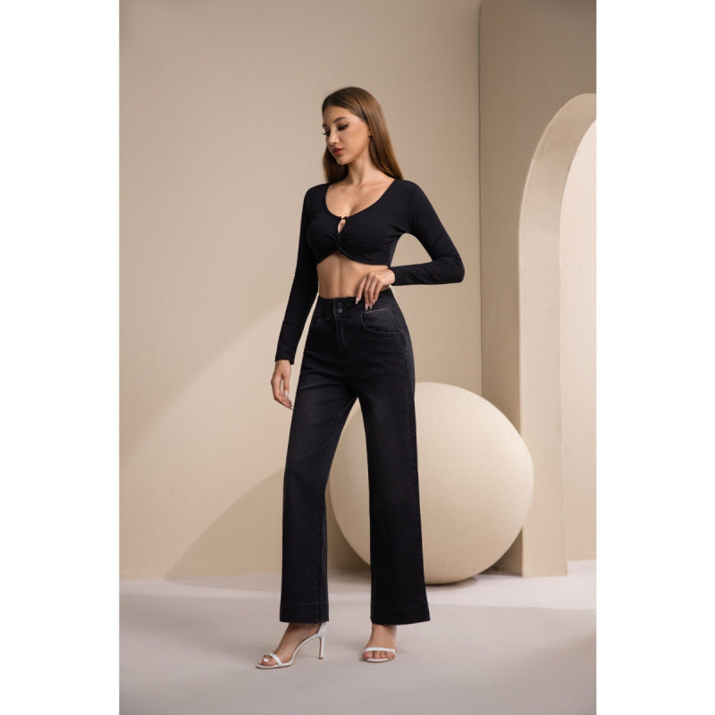 Damen weite High-Waist Jeans mit klassischem Schnitt und modernem Touch EB