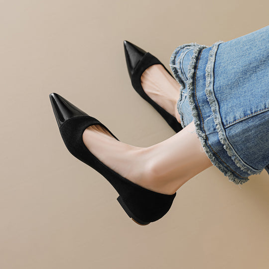 Damen elegante Ballerinas mit spitzem Zehendesign und schimmerndem Lackeinsatz EB