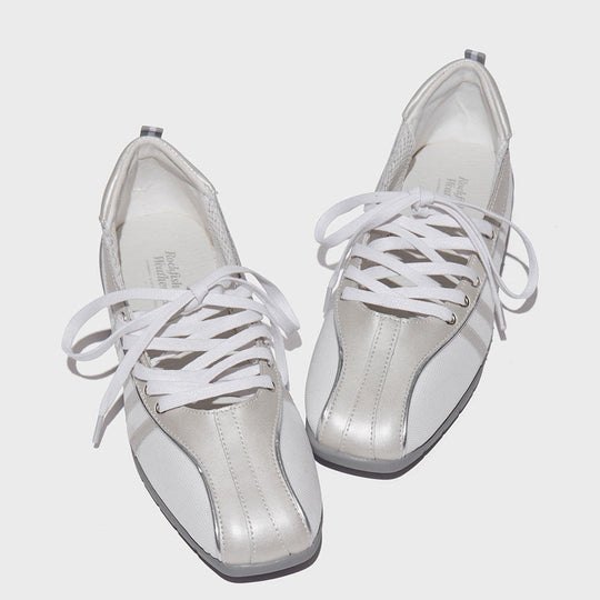 Damen Sportliche Sneakers im modernen Design mit atmungsaktiver Oberflächenstruktur EB