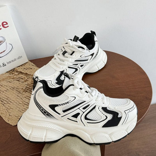 Damen Sportliche Sneakers mit atmungsaktiver Mesh-Oberfläche und dämpfender Sohle EB