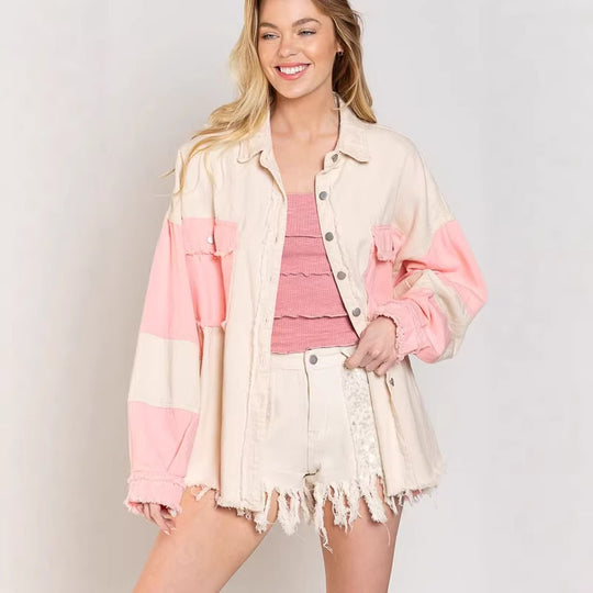 Damen Oversized Denim Jacke mit einzigartigen Farbblöcken und fransigen Details EB