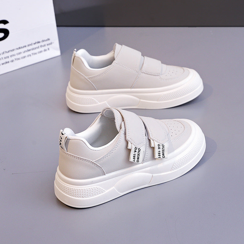 Damen Sneakers mit praktischem Klettverschluss und modischer Plattform EB