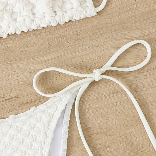 Damen Häkel-Bikini-Set mit verstellbaren Seitenschnüren und einzigartigem Design EB