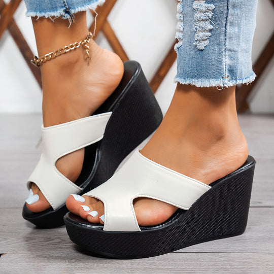 Damen Wedge-Pantoletten mit modischem Cut-Out-Design und rutschfester Sohle EB