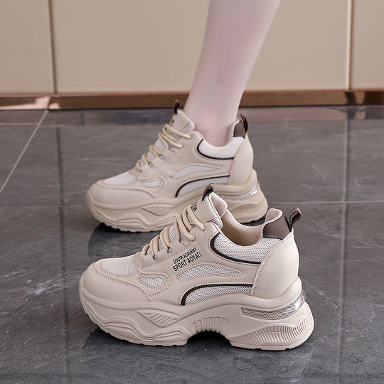 Damen Sportliche Sneaker mit dicker Dämpfung und atmungsaktiver Obermaterialstruktur EB