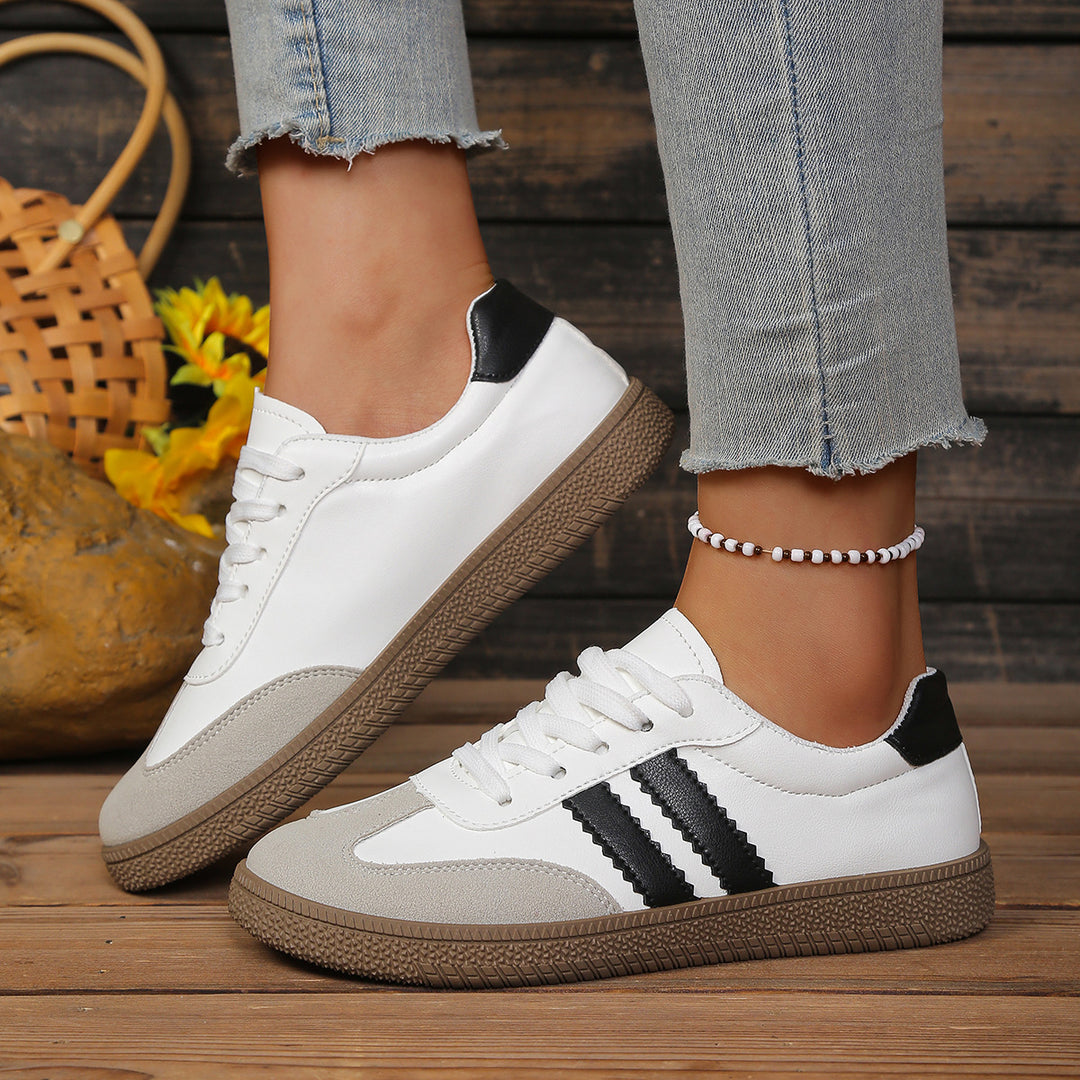 Damen Sportliche Sneakers mit komfortabler Sohle und trendigen Details EB