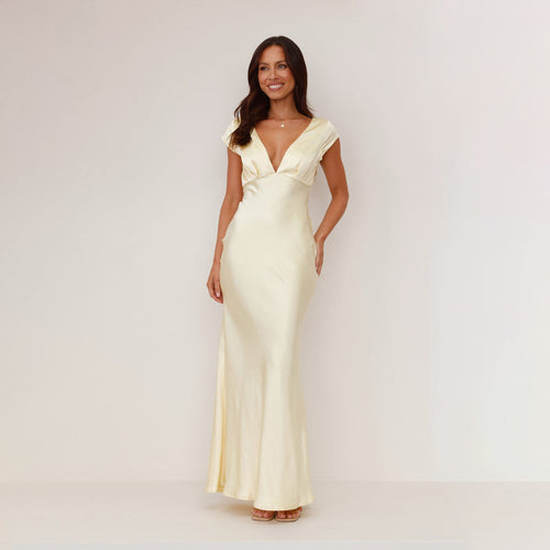 Damen Elegantes Maxikleid mit tiefem V-Ausschnitt und fließendem Satinmaterial EB