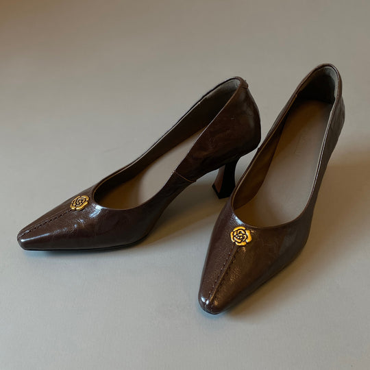 Damen elegante Pumps mit einzigartiger Goldapplikation und komfortablem Blockabsatz EB