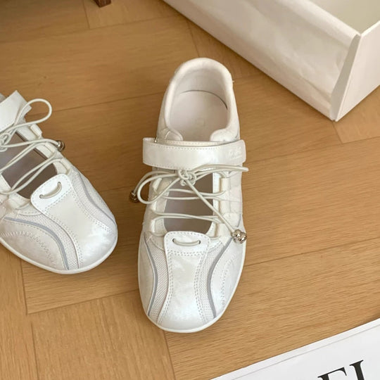 Damen Freizeitschuhe mit elastischen Schnürdetails und atmungsaktiver Sohle EB