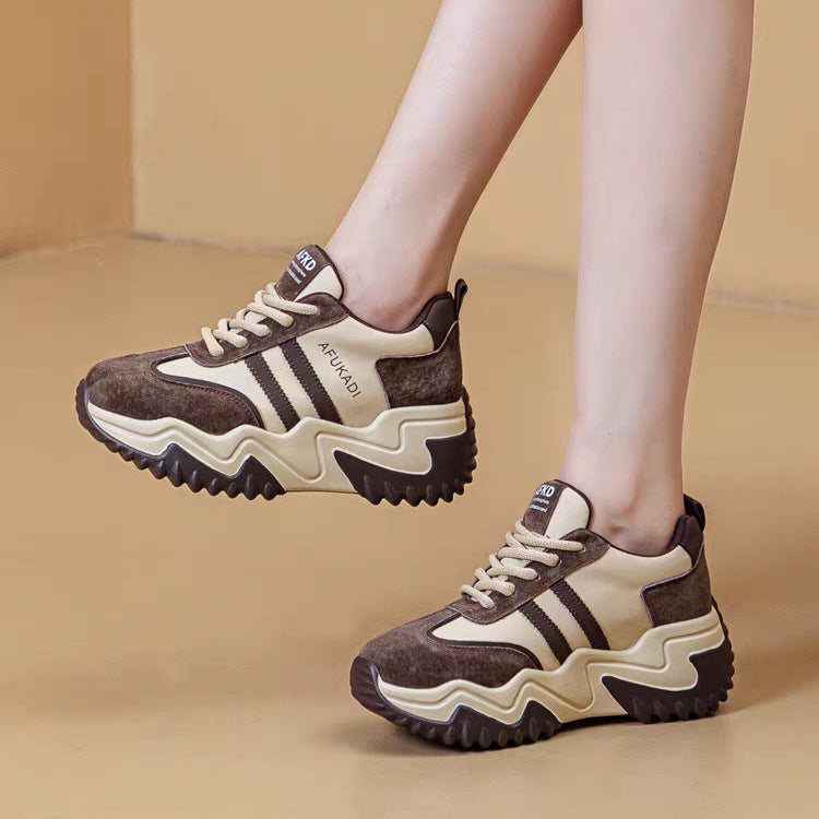 Damen Komfortable Chunky Sneakers mit modischem Design EB