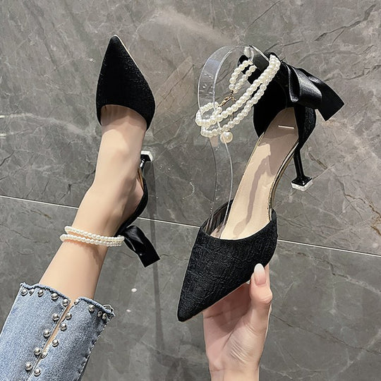 Damen schicke High Heels mit transparentem Riemen und zierlichem Perlenakzent EB