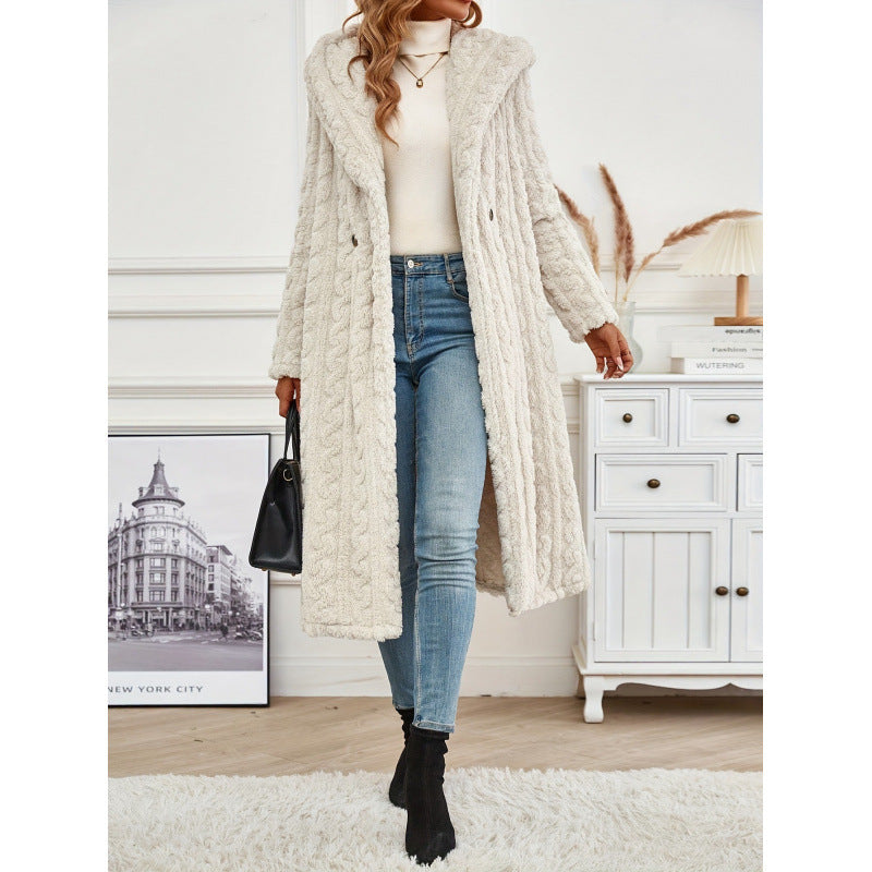 Damen Strickmantel mit Oversized-Kragen und originellen Zopfmuster EB