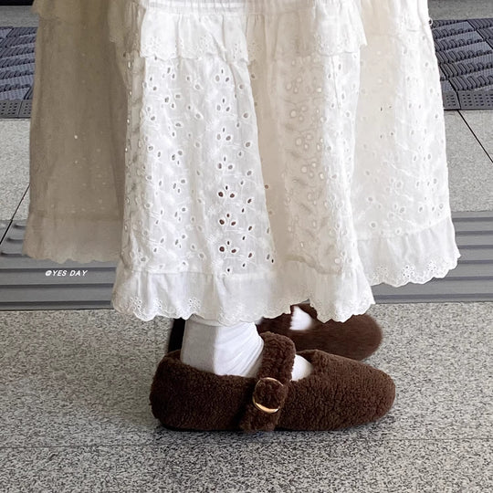 Damen Flauschige Hausschuhe mit eleganter Schnallen-Applikation EB