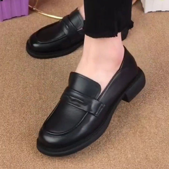 Damen elegante Mokassins mit modischem Schnitt und bequemem Absatz EB